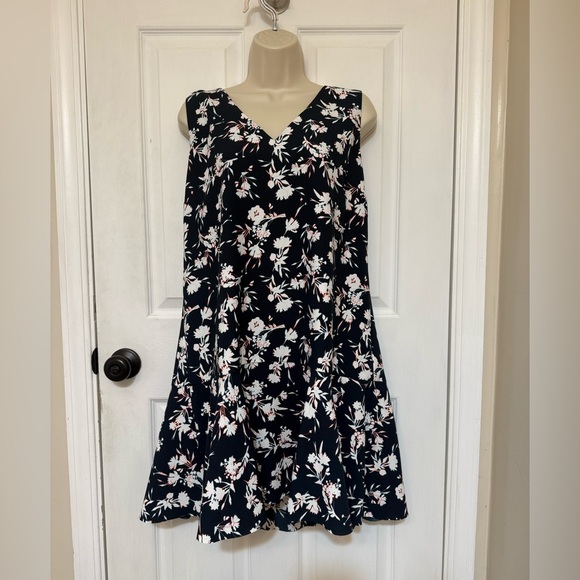 Banana Republic Navy Floral Sleeveless A-Line Dress Size 14 Casual to Work - Picture 3 of 5